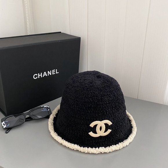 ?✨AUTHENTIC✨?CHANEL hat main image 4
